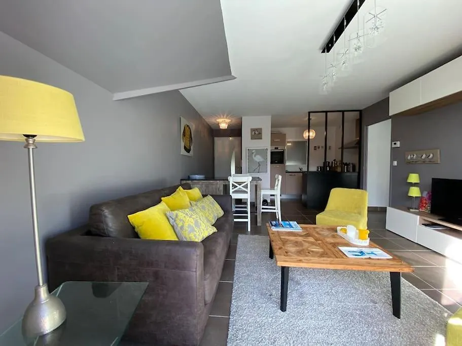 Superbe Appartement Terrasse, Proche De La Plage Bénodet